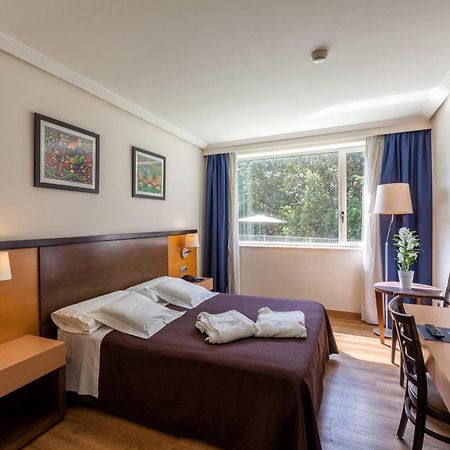 Hotel Balneario De Compostela Brion Bagian luar foto