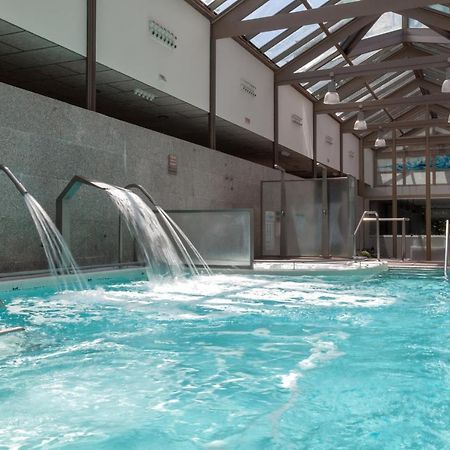 Hotel Balneario De Compostela Brion Bagian luar foto