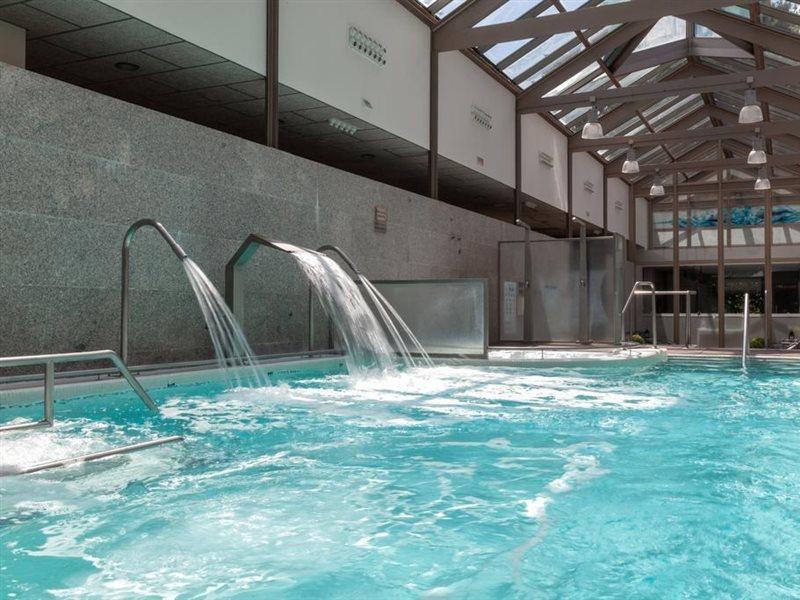 Hotel Balneario De Compostela Brion Bagian luar foto