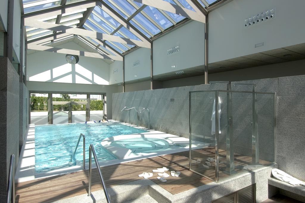 Hotel Balneario De Compostela Brion Bagian luar foto