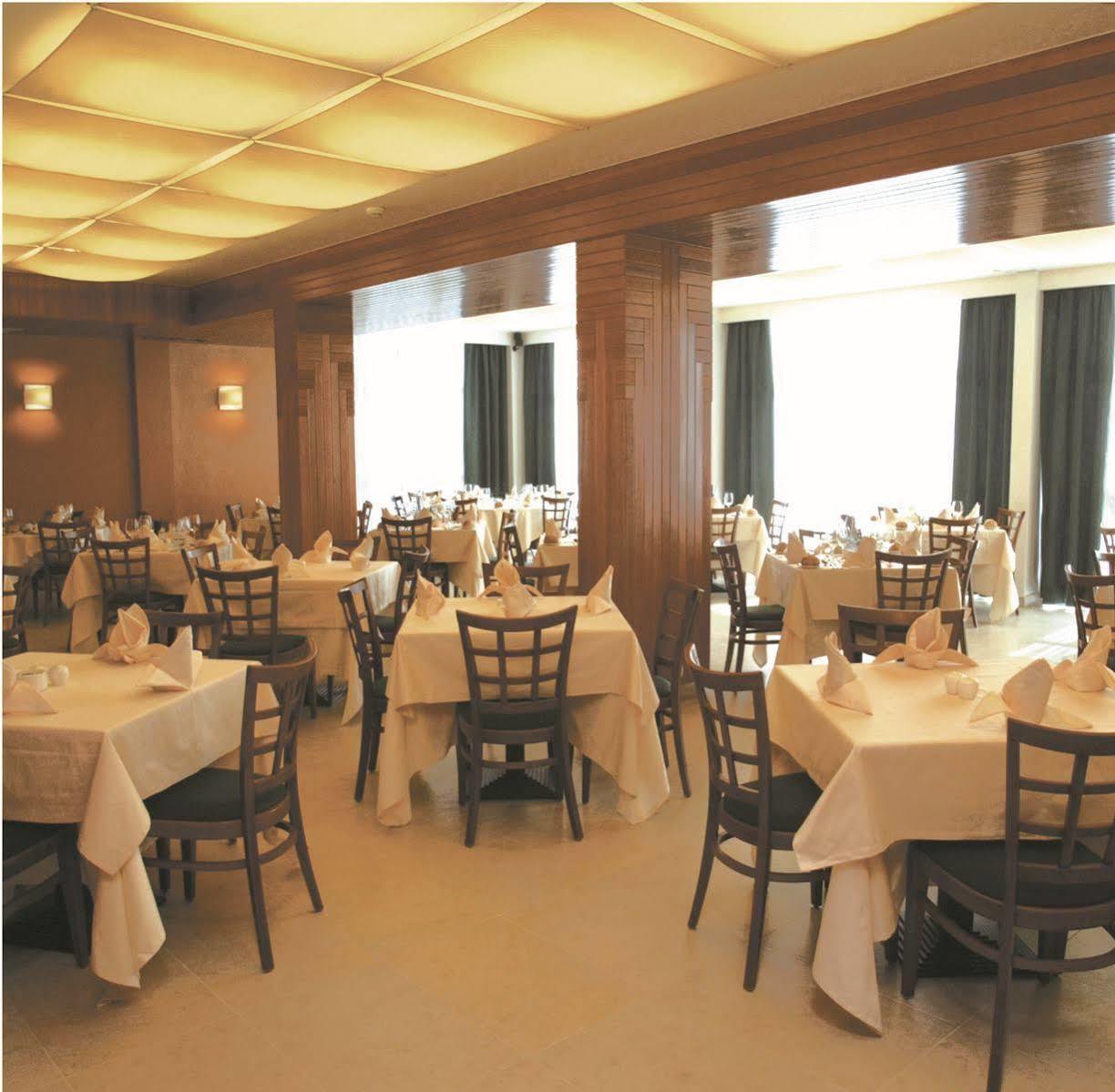 Hotel Balneario De Compostela Brion Bagian luar foto