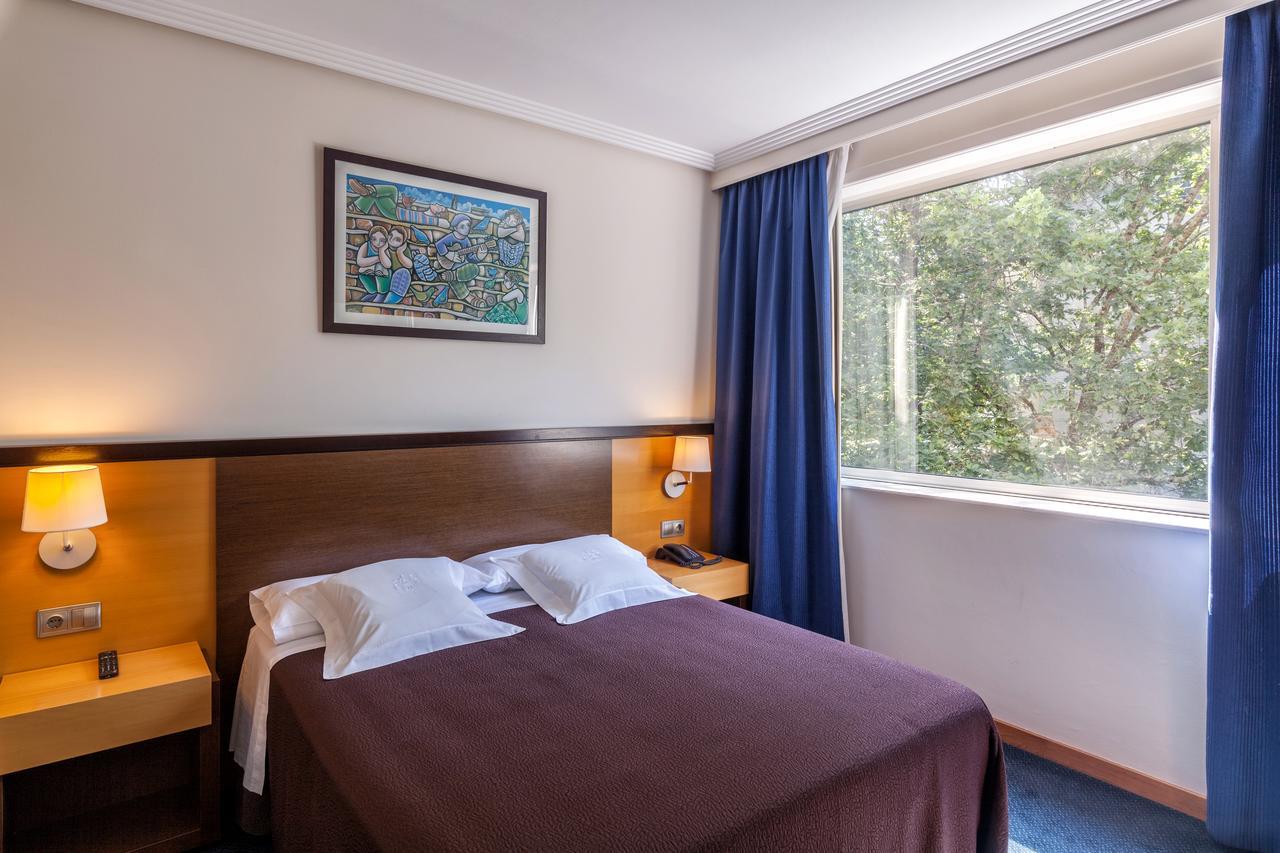 Hotel Balneario De Compostela Brion Bagian luar foto