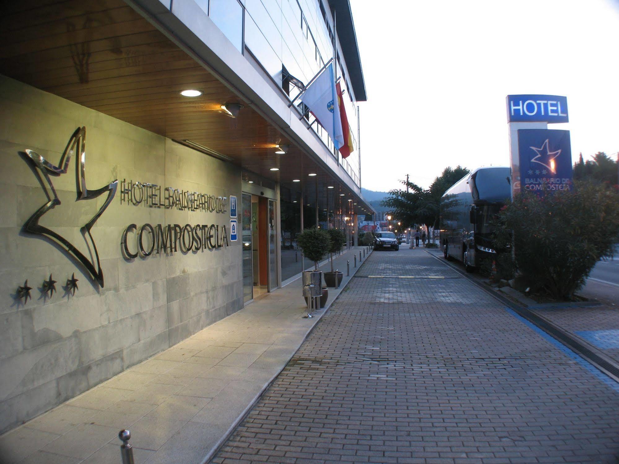 Hotel Balneario De Compostela Brion Bagian luar foto