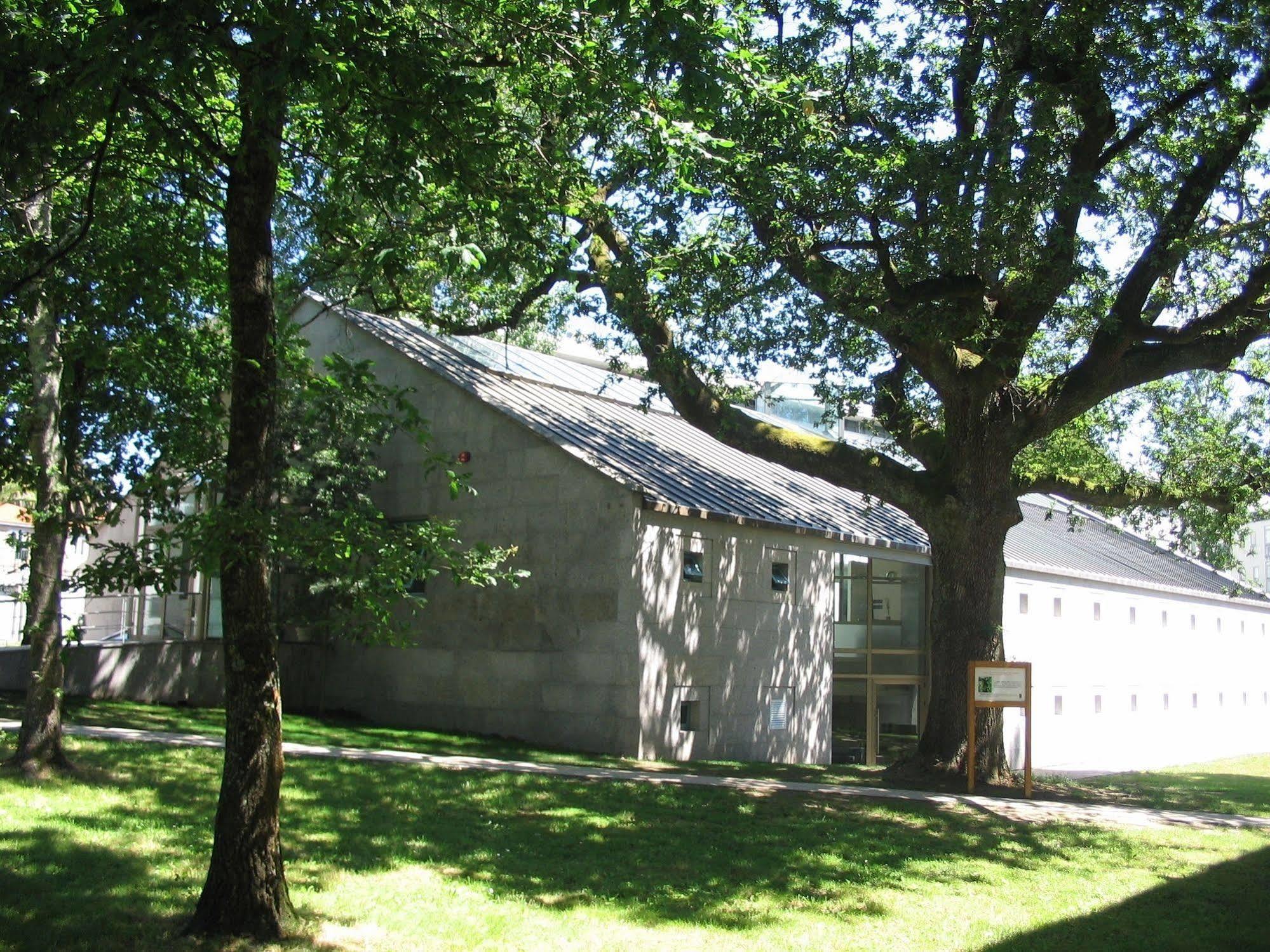 Hotel Balneario De Compostela Brion Bagian luar foto