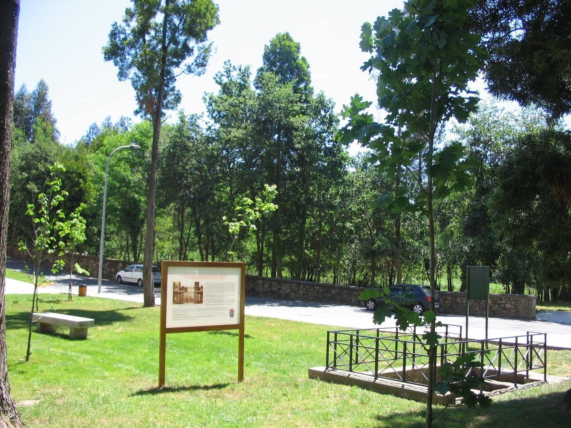 Hotel Balneario De Compostela Brion Bagian luar foto